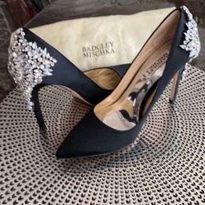 Jeweled high heels black and silver